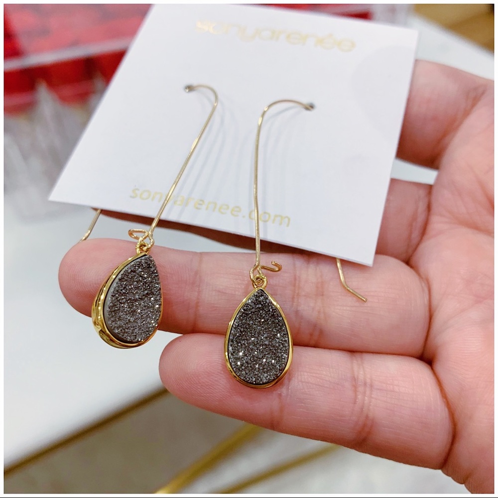 SONYA RENÉE BAILEY DRUZY EARRINGS - BNWT - Picture 3 of 4